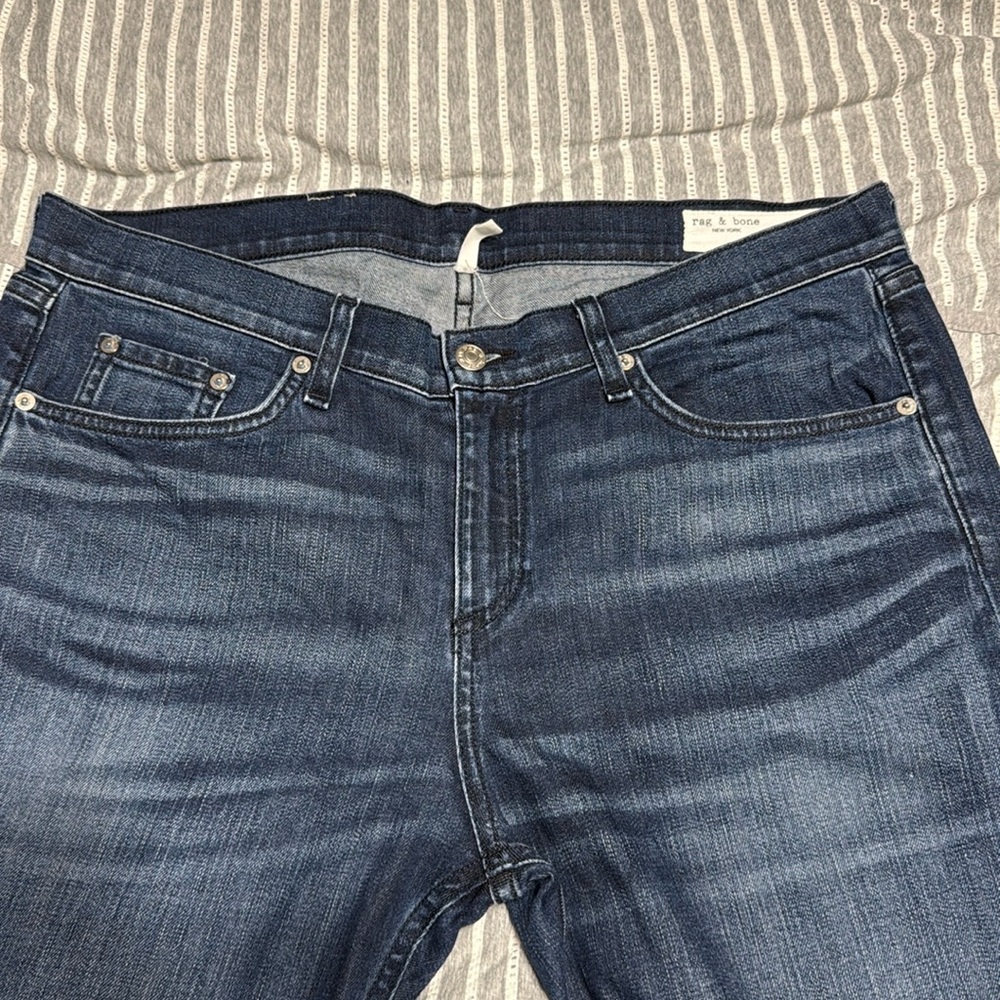 Rag and Bone high rise skinny jean. Gently used/good condition